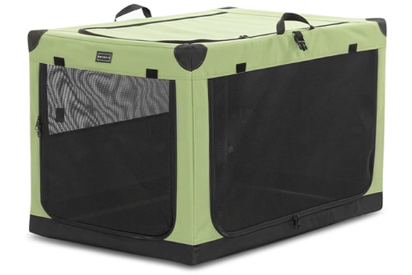 Caisse de transport pour chien en voyage